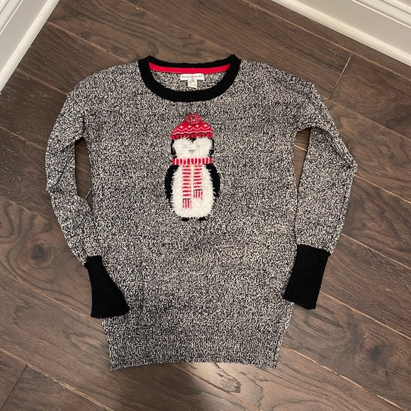 wearing your heart on your sleeve Sweaters - Wearing Your 🩷 On Your Sleeve Sweater sz S